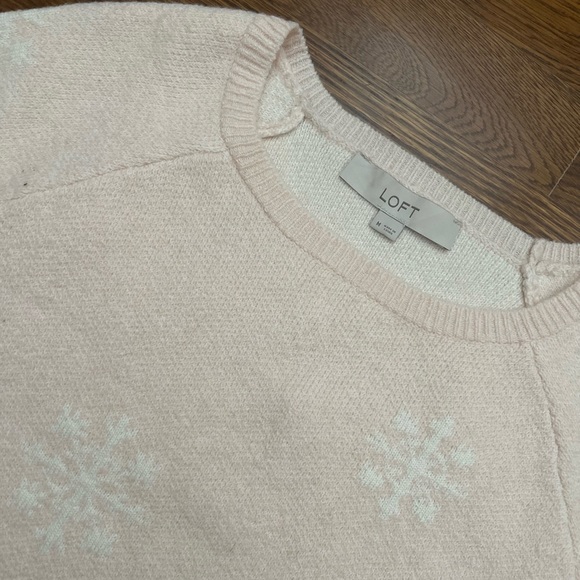 LOFT Sweater - Picture 2 of 3